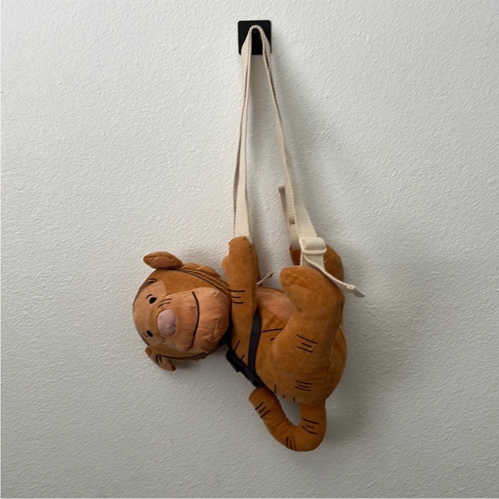 Zara kid’s backpack tiger